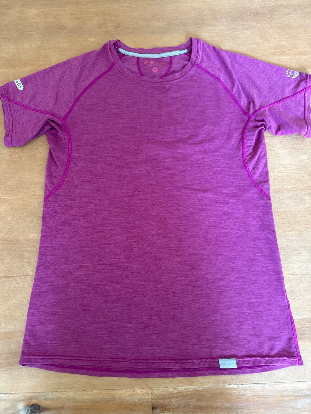 NRS Women's Silkweight Short-Sleeve Shirt Vino performance top XS UPF 50+